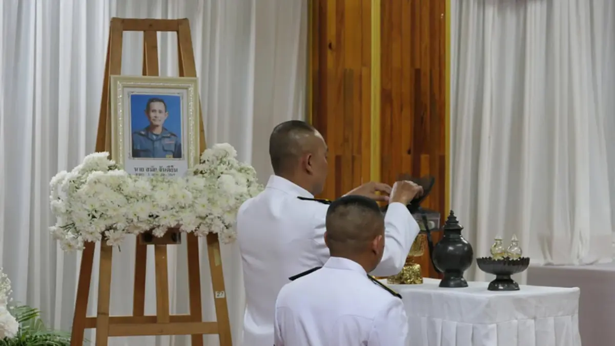 อาลัย "ชรบ." โดนลูกหลง หลังปกป้องบ้านผู้อพยพ นอน ICU หลายคืน ก่อนจากไป