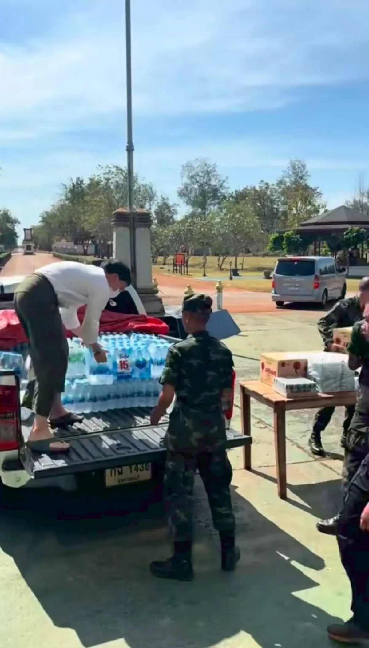 คลิปล่าสุด บี้ สุกฤษฎิ์ หลังหายจากวงการไปนาน แห่คอมเมนต์สนั่น 