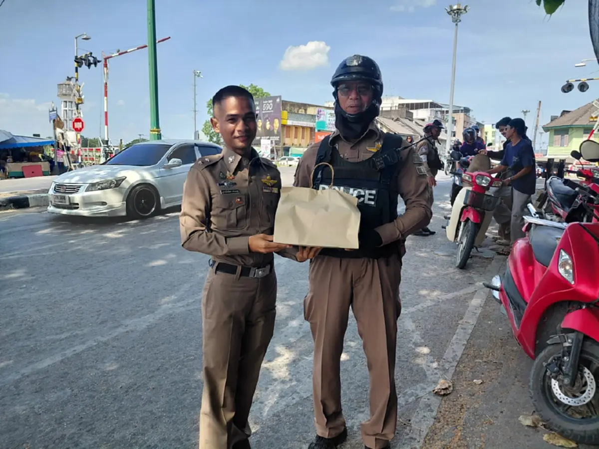 จากเด็กเร่ร่อน สู่ว่าที่ร้อยตำรวจโท สู้ชีวิตลำพังมาไกลเกินฝัน