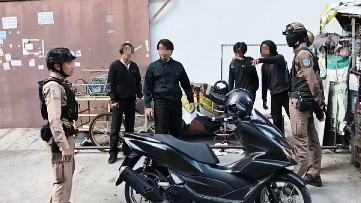 คืบหน้าแก๊งวัยรุ่นยกพวกรัวสนั่นแยกนิด้า ตอนนี้ยังลอยนวล