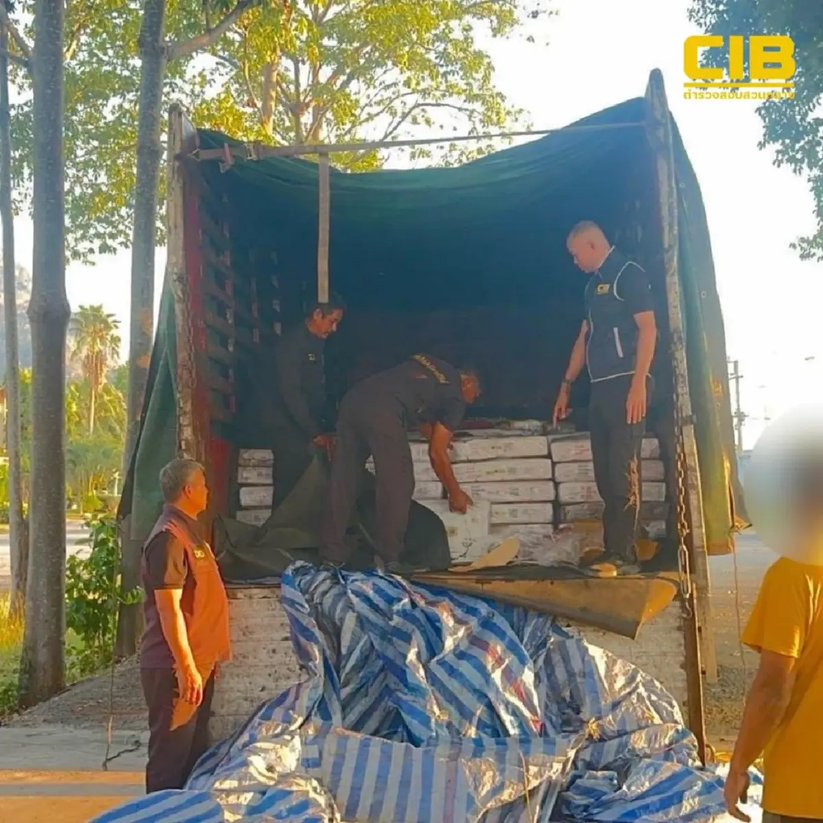 CIB-กรมปศุสัตว์สกัดขบวนการลักลอบขนเนื้อเถื่อน–ไข่ไก่