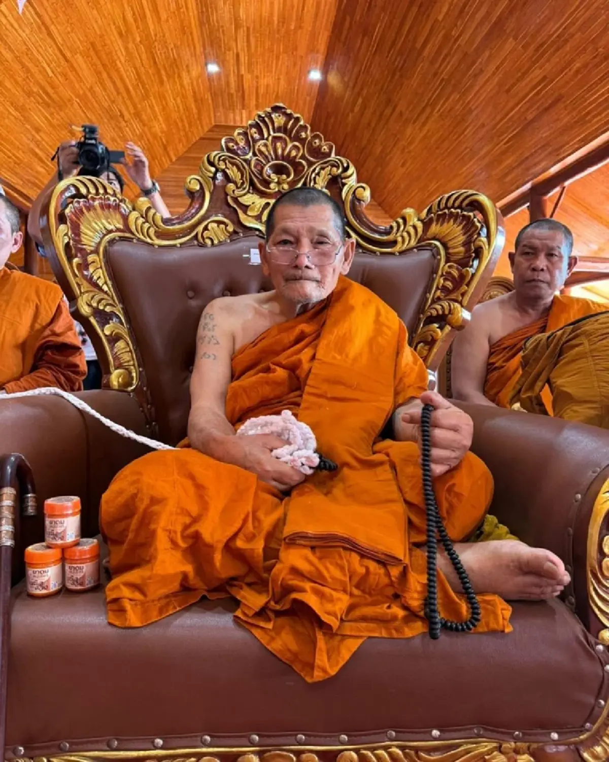 ขันน้ำมนต์ หลวงปู่ศิลา เลขมงคลงานบุญใหญ่ บุญประทายข้าวเปลือก