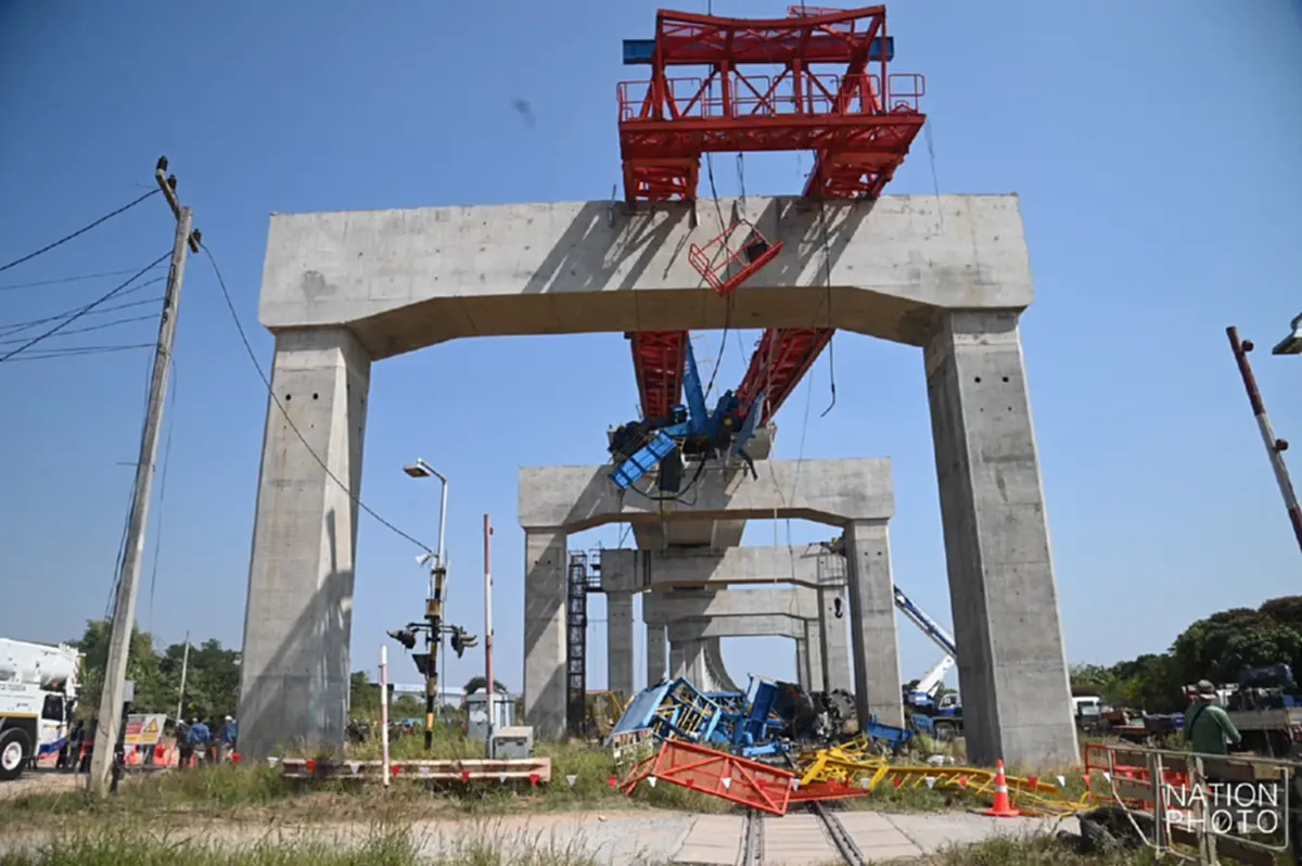 เบื้องลึกจุดเกิดเหตุ เครนถล่มทับขบวนรถไฟ พูดได้คำเดียวสงสาร