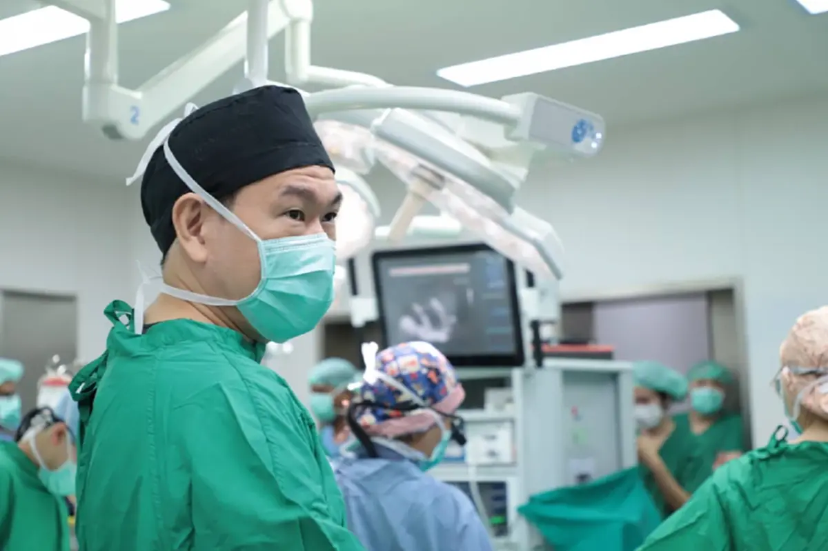 แห่ยกย่อง รพ.ธรรมศาสตร์ฯ สร้างประวัติศาสตร์ได้สำเร็จ