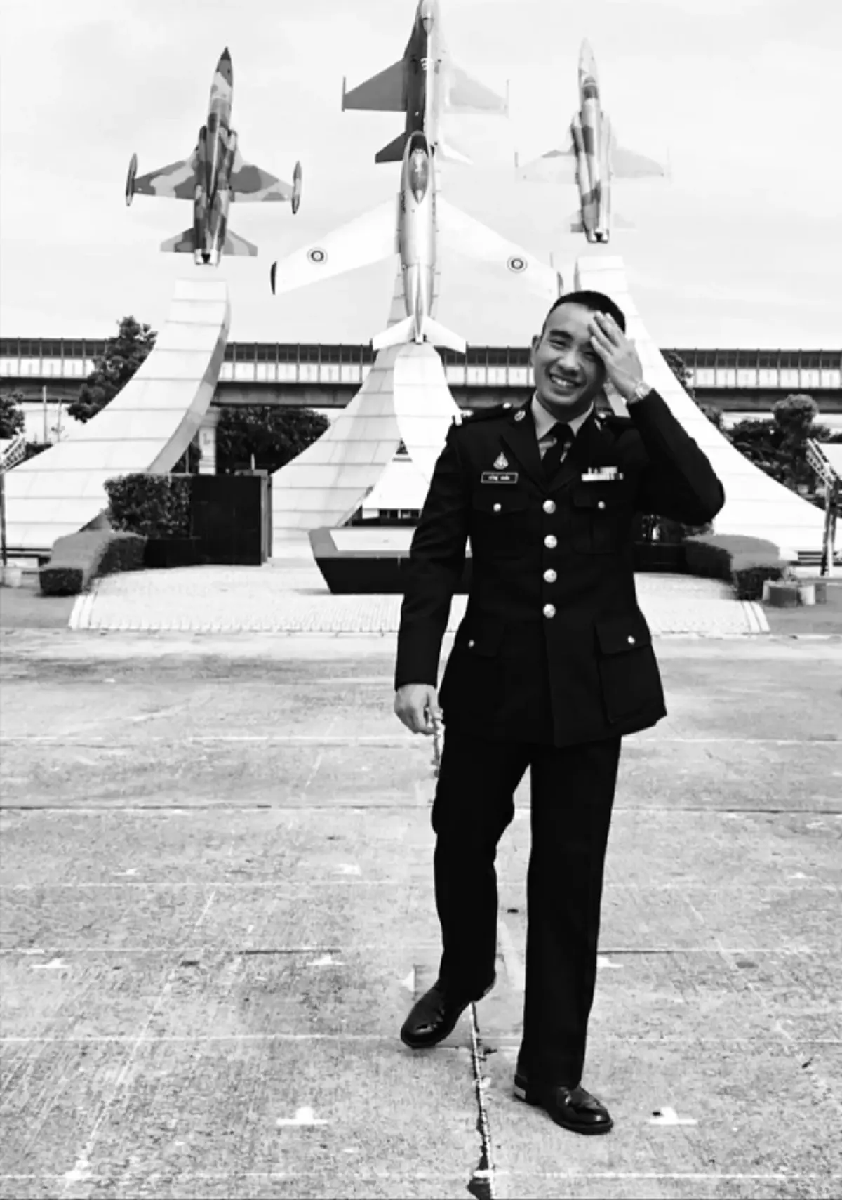 เพื่อนเผยถึง "ร.ท.กรวิชญ์" เหตุเครื่องบิน AT-6TH ยิ่งอาลัย