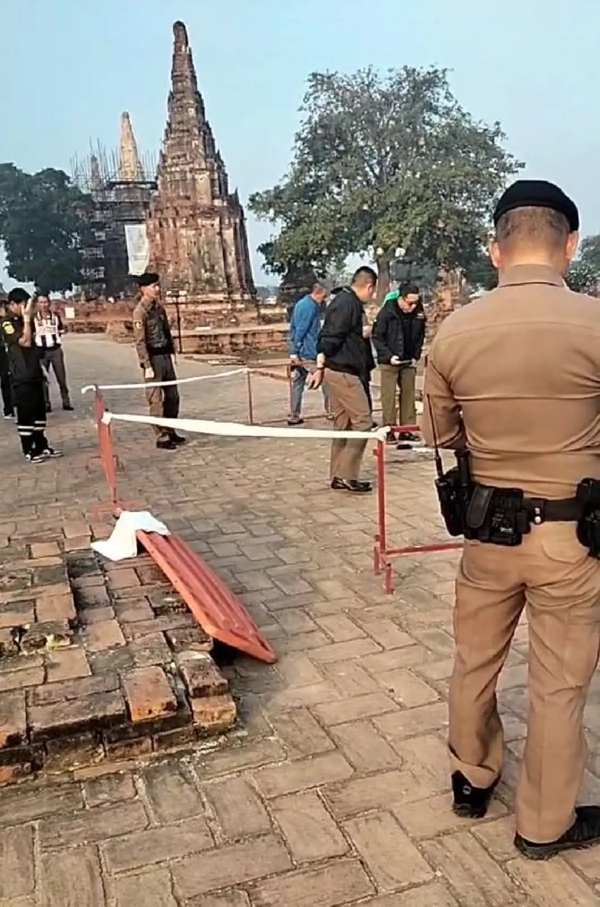 สลดหนัก พบร่างหญิงเสียชีวิตในวัดดังอยุธยา จดหมายลาบีบหัวใจ