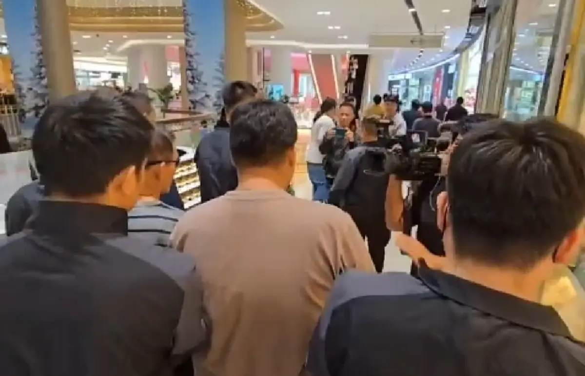 เผยแมนยูเป็นเหตุ สืบบางเขน นำตัวผู้ต้องหาชิงทอง เข้าทำแผน