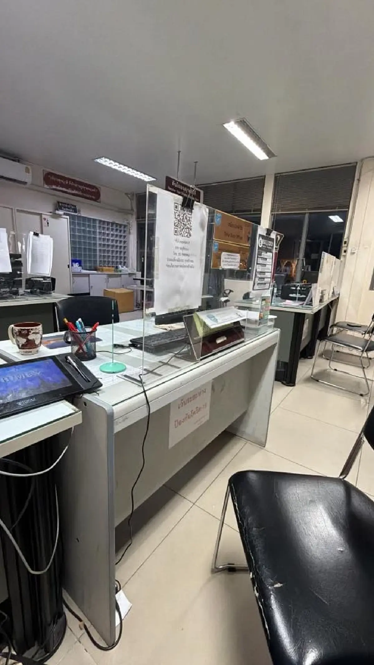 ฉาวสนั่นแล้ว สาวแฉ เจอ ทนายความ แอบถ่าย สะพรึง เจอรูปเป็นพัน 