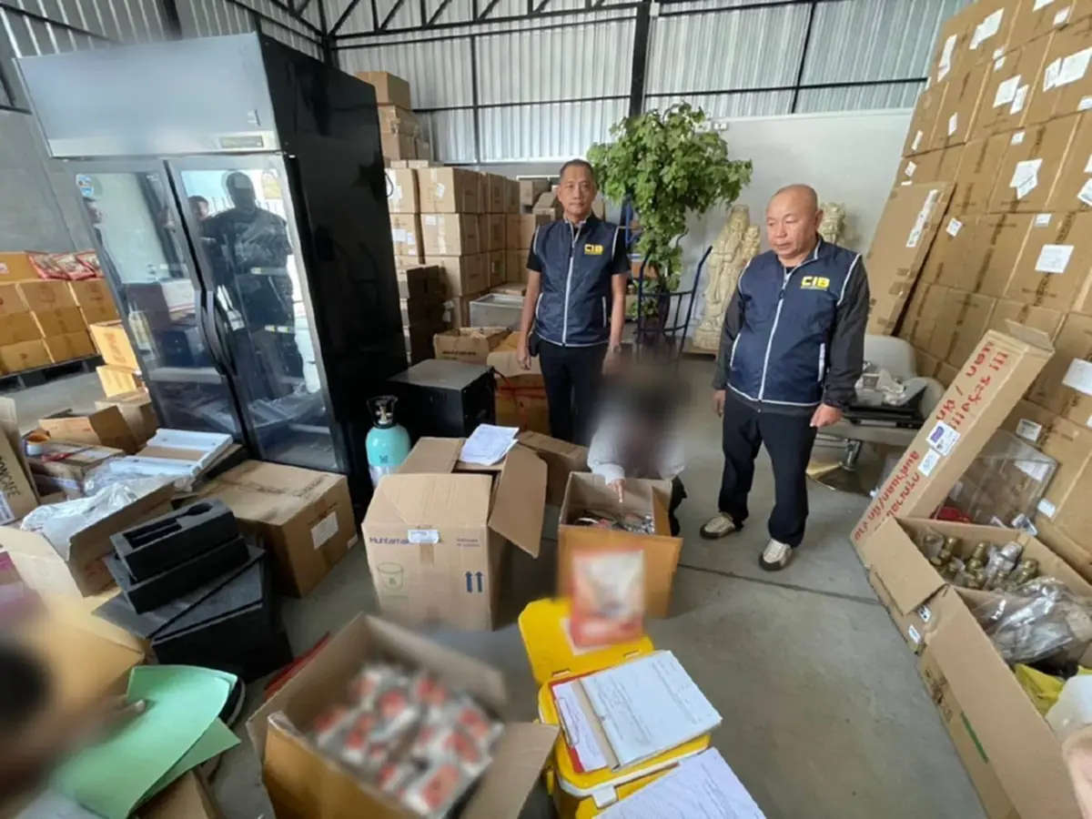 ทาสแมวระวัง บุกโกดังอาหารแมวเถื่อน แอบอ้าง-ใช้เลขทะเบียนปลอม