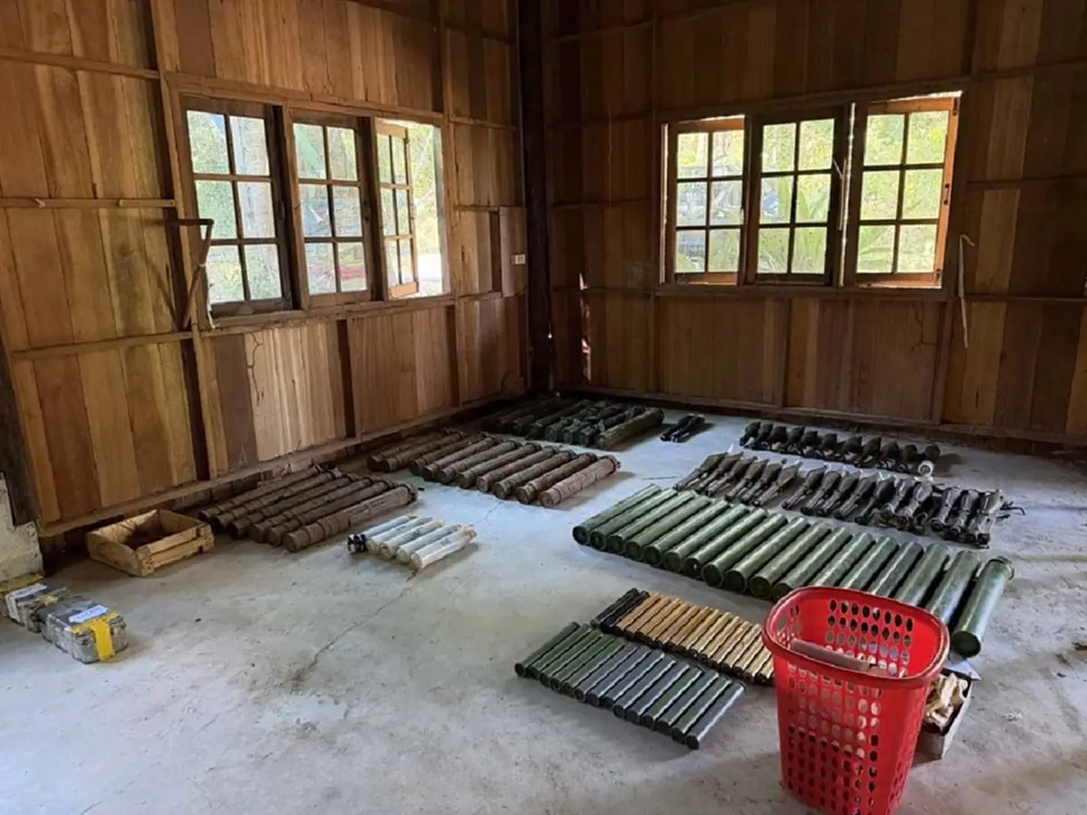 ทหารช่าง นย.พบคลังแสงกัมพูชา ซุกกาสิโนทมอดา พร้อมกระสุนนับหมื่นนัด