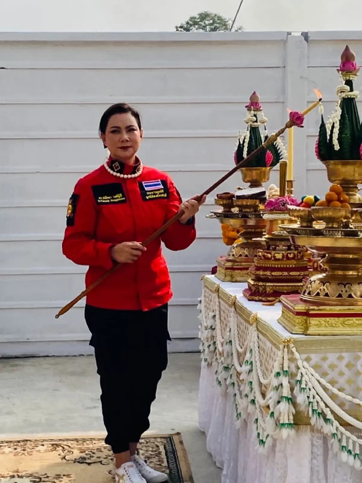 บุ๋ม ปนัดดา โชว์เลขหางประทัด พิธีบวงสรวงองค์พระพิฆเนศ
