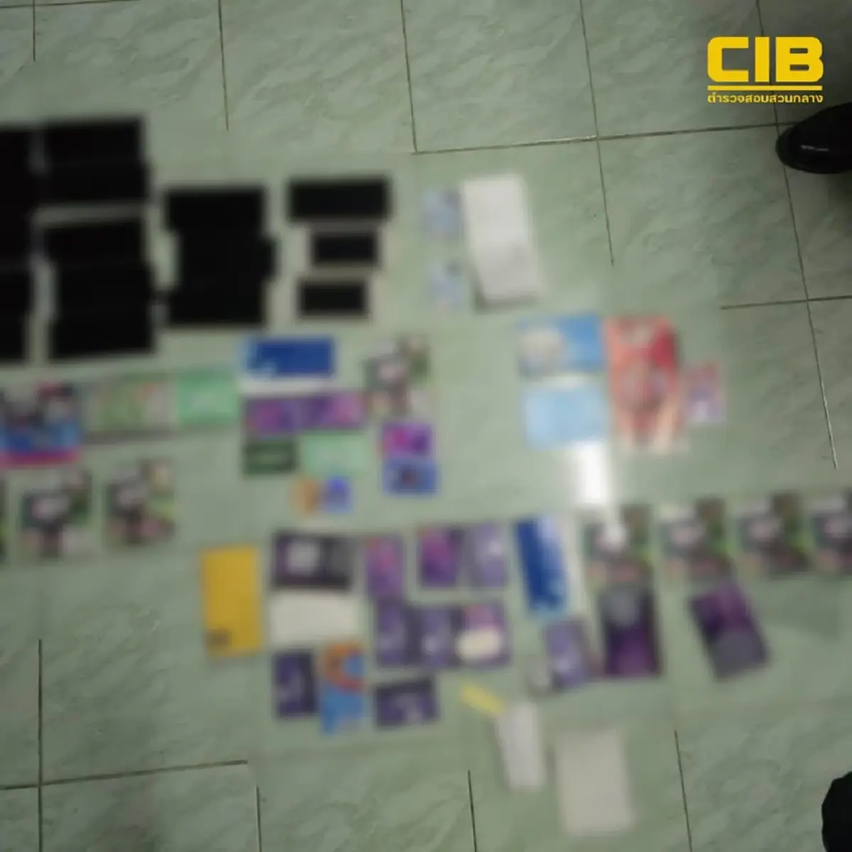 (CIB) ทลายแก๊งบัญชีม้าบางแสน ยึดมือถือ–บัญชีม้า 39 รายการ