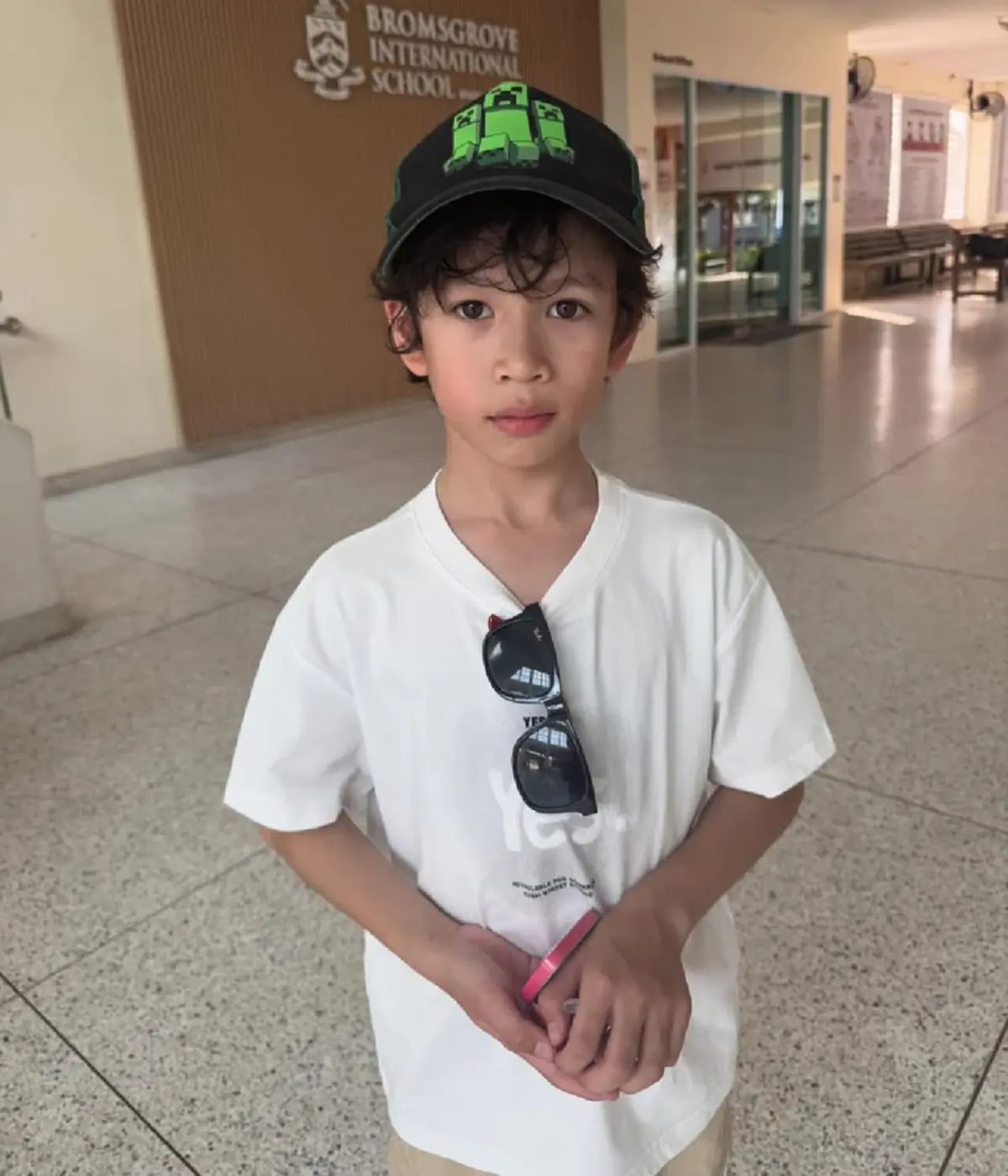 เปิดภาพล่าสุด  ลูกชายพระเอกดัง โตแล้ว  ออร่าความตั้งใจมาเต็ม