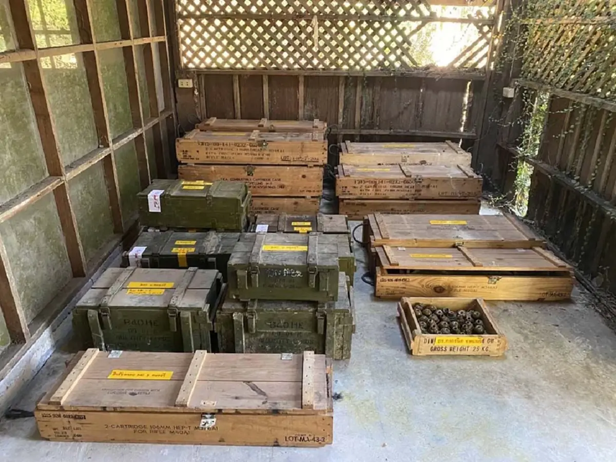 ทหารช่าง นย.พบคลังแสงกัมพูชา ซุกกาสิโนทมอดา พร้อมกระสุนนับหมื่นนัด