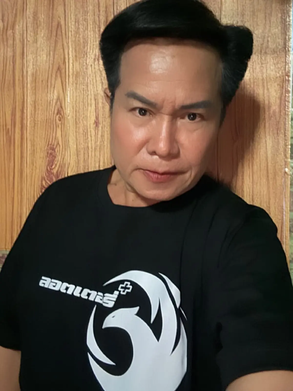 มนต์สิทธิ์ คำสร้อย ล้วงไหจับลูกปิงปอง จุดธูปมงคล ได้เลขสวย