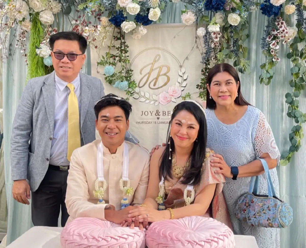 ชื่นมื่น! “จอย ศิริลักษณ์” เข้าพิธีวิวาห์ “บี กฤษณะพงศ์”  