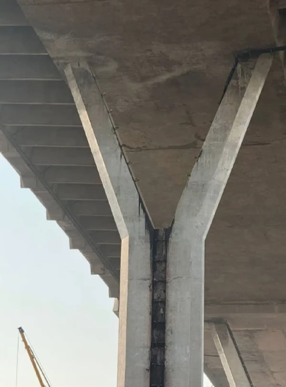 กรมทางหลวงชนบท แจง ค่าเสียหายไฟไหม้ตอม่อ สะพานภูมิพล ไม่ถึง 15 ล้าน