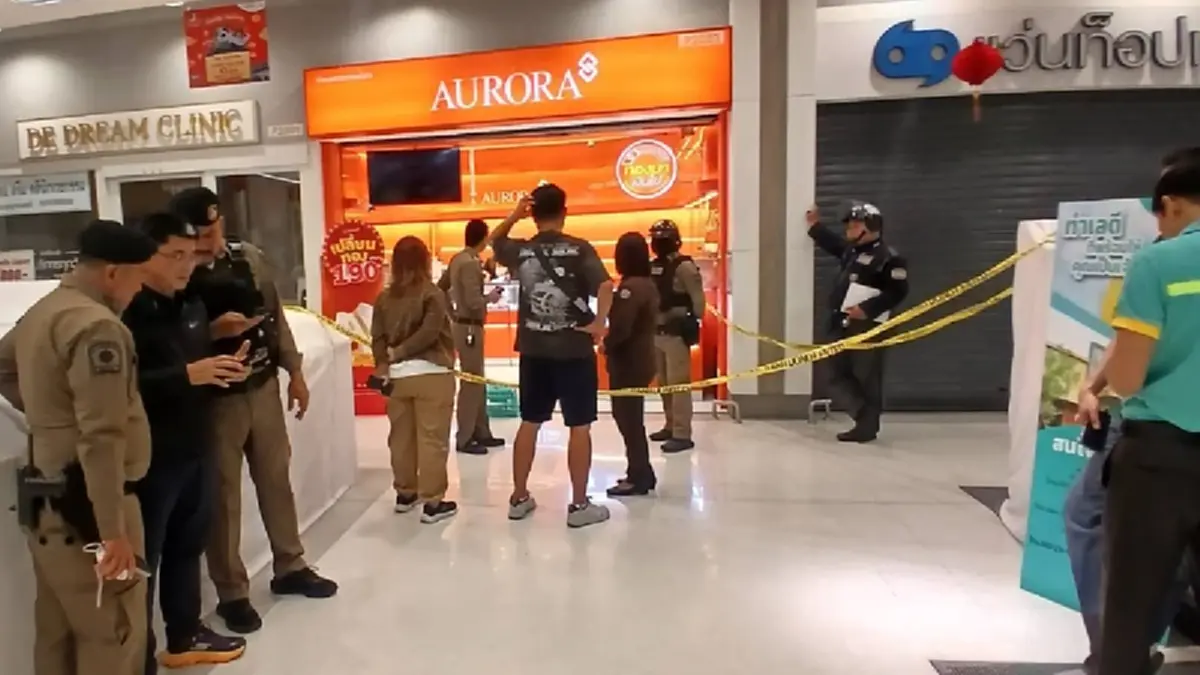 พนักงานแฉนาทีคนร้ายบุกปล้นทอง คำขู่สุดเลือดเย็น สำเนียงออกชัด