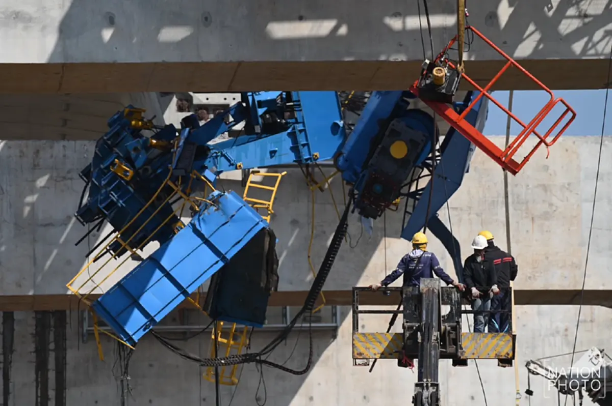 ฟังคำให้การ คนขับเครน เกิดอะไรขึ้น ก่อนเครนก่อสร้างถล่มทับรถไฟ