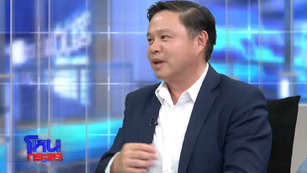 ฮือฮา แห่ขุดคลิป แม่น้อย ดูดวง ทนายแก้ว กลางโหนกระแส เมื่อปี 67 