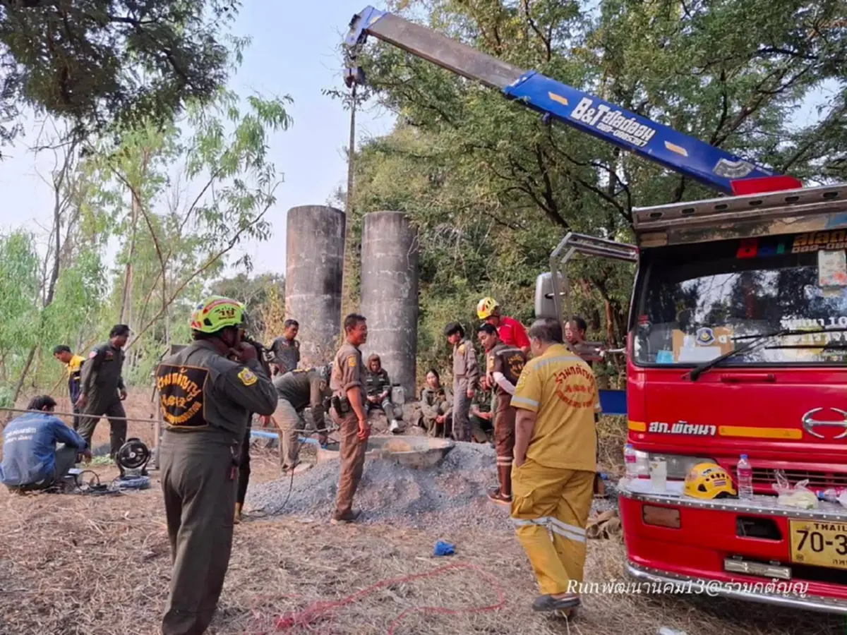 แห่อาลัย "ครูแหม่ม - ครูเล็ก" จากไปกะทันหัน รู้สาเหตุยิ่งกว่าสลด