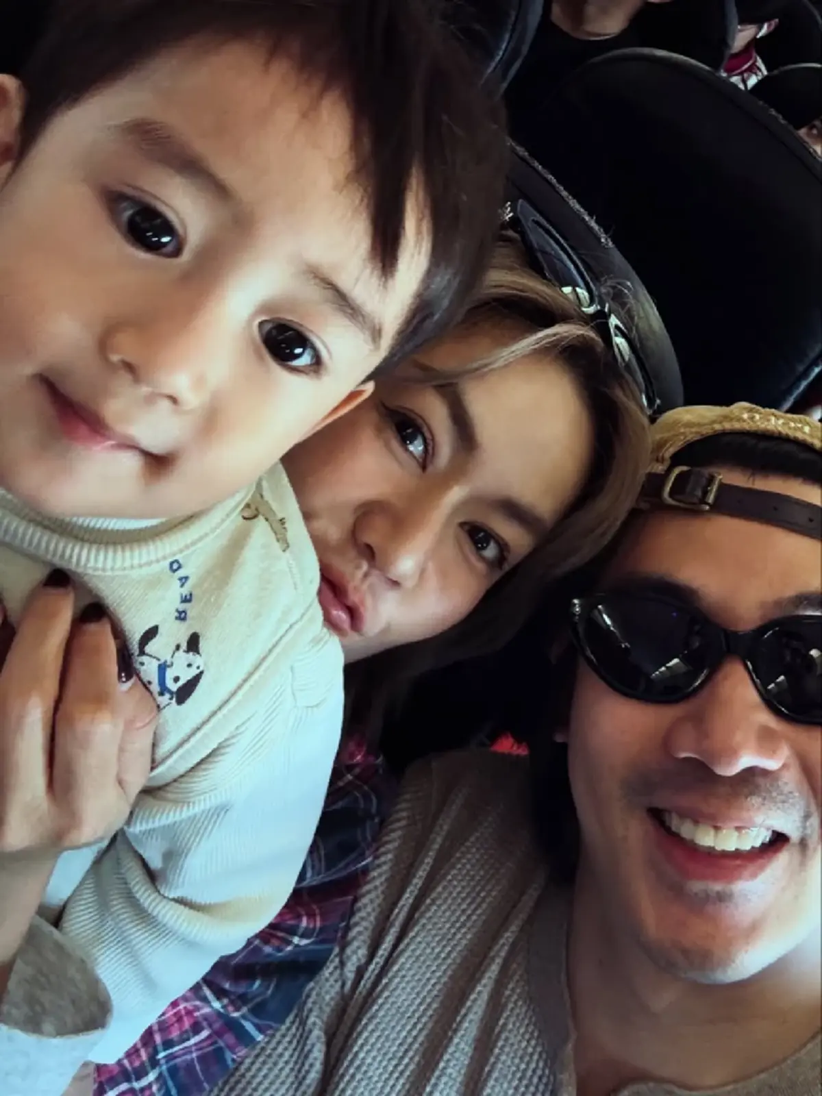  ออร่าจับตั้งแต่ยังไม่ 2 ขวบ  ลูกชาย “เป๊ก–นิว” ทำโซเชียลแตก