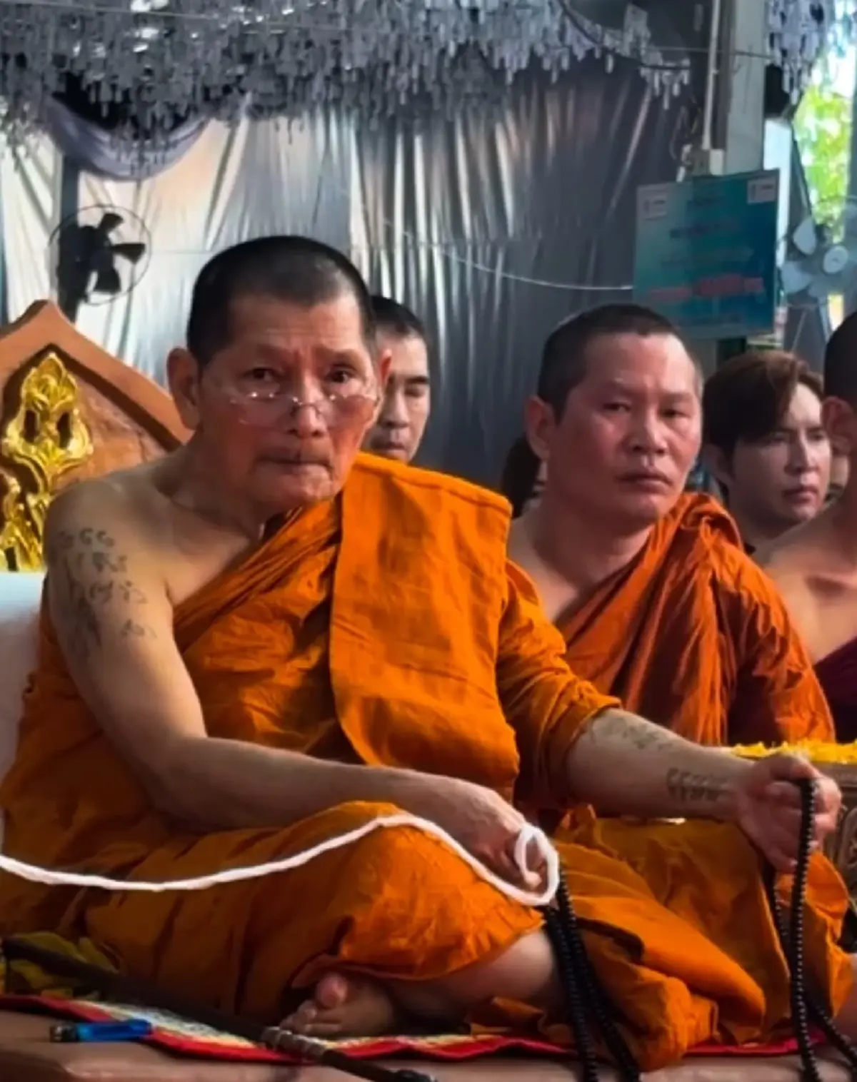 เลขขันน้ำมนต์ หลวงปู่ศิลา พิธีพุทธาภิเษกเหรียญพิทักษ์แผ่นดิน 