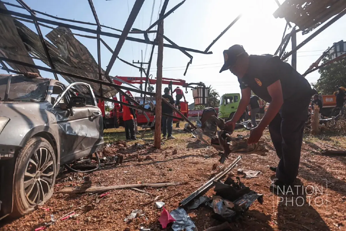 ฝ่ายปกครองโคกสูง ช่วยกันบิ๊กคลีนนิ่ง - ประเมินความเสียหายบ้านพังจาก BM-21