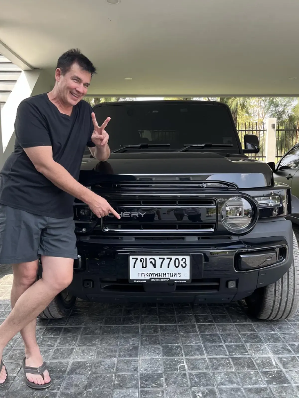 วิลลี่ แมคอินทอช เปิดภาพรถคันใหม่ ชี้ป้ายทะเบียนรถโชว์ เลขสวยมาก