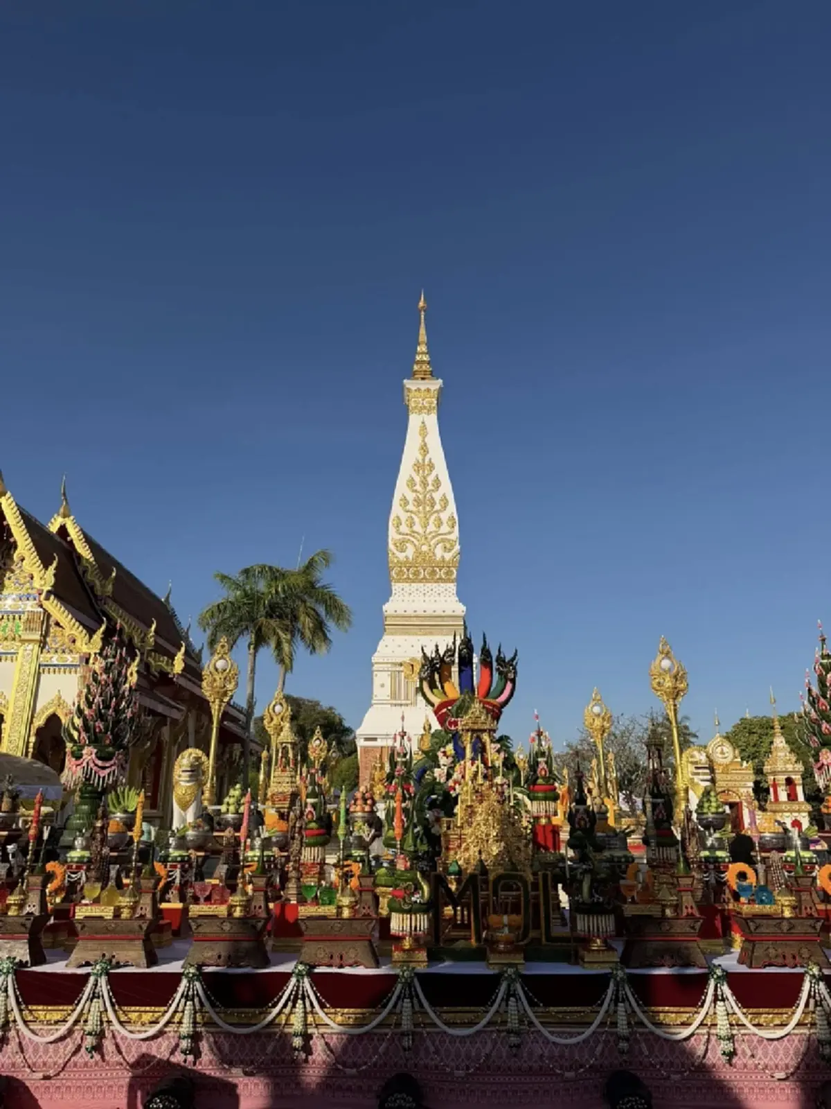 ฮือฮาทั้งวัด เลขธูปโผล่ชัด พิธีขอขมาพระธาตุพนม ก่อนงานบุญใหญ่