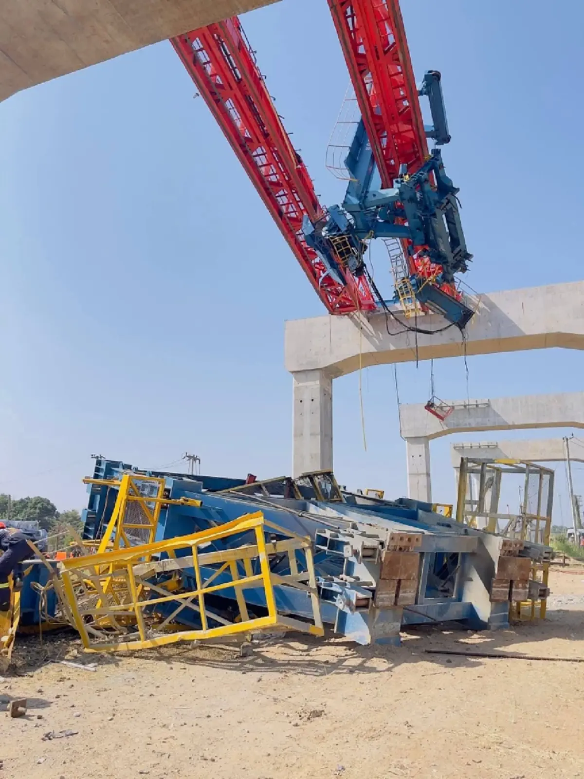 การรถไฟฯ แจ้งปรับเปลี่ยนปรับเปลี่ยนเส้นทาง 14 ขบวน หลัง เครนถล่มทับรถไฟ