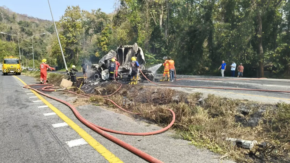 แจ้งเลี่ยงเส้นทางอุบัติเหตุ รถบรรทุกน้ำมัน(รถเปล่า) ไฟไหม้