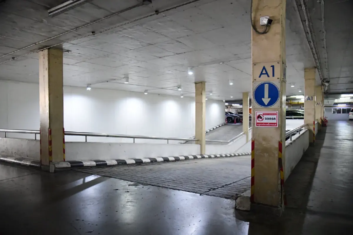 กทม. ปลดล็อกที่จอดรถใต้ดินลานคนเมือง เสียกี่บาท มีคำตอบ
