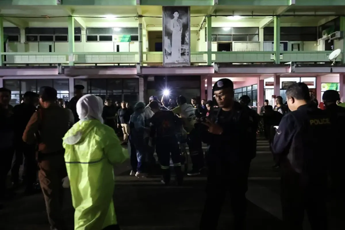 รู้แล้ว "ครูเจ" ไปอยู่ที่ไหน หนุ่ม 18 บุกมาหา ถึงไม่พบตัว