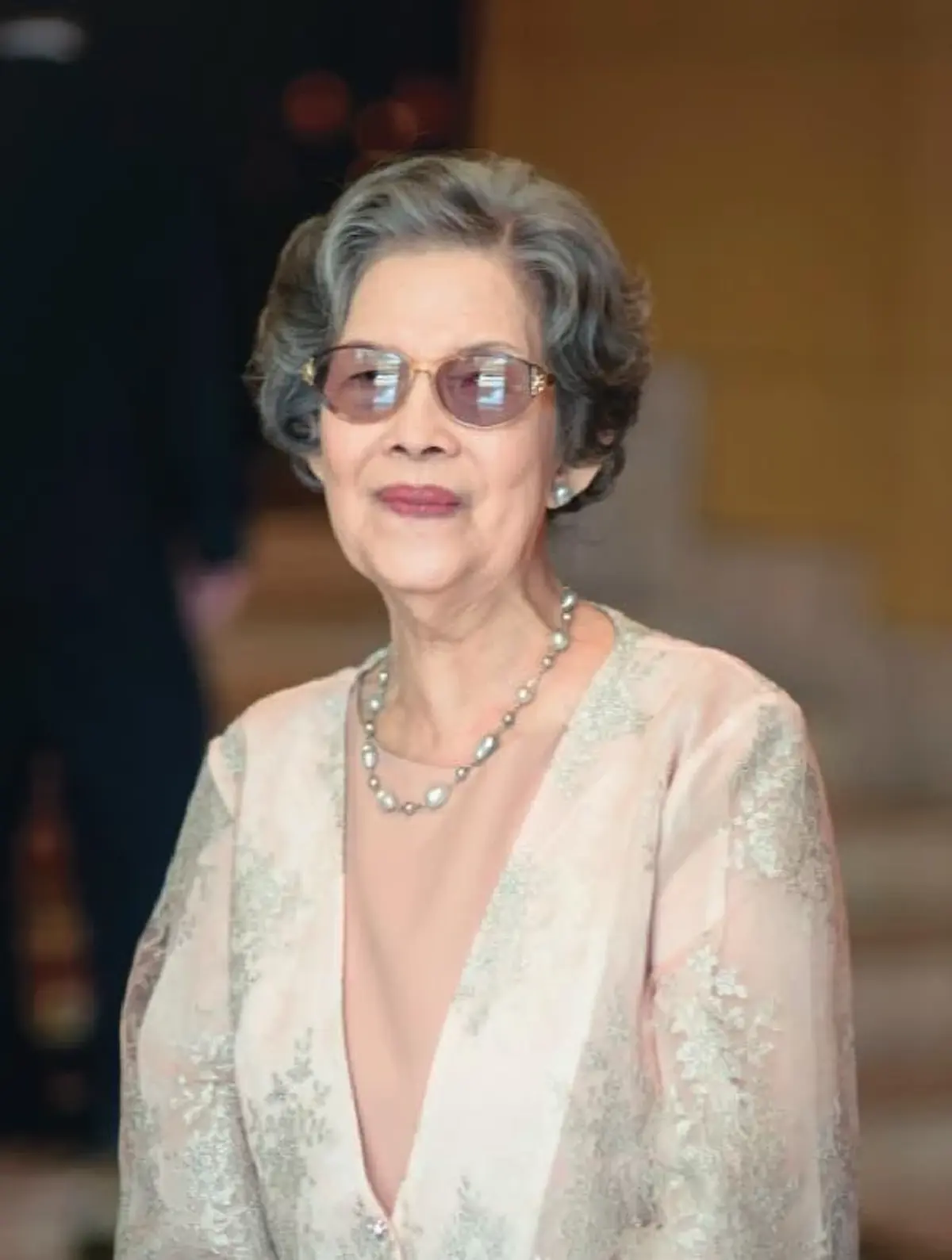 สิ้นนักเขียนนิยายระดับตำนาน ราชินีนวนิยายพาฝัน จากไปในวัย 96 ปี