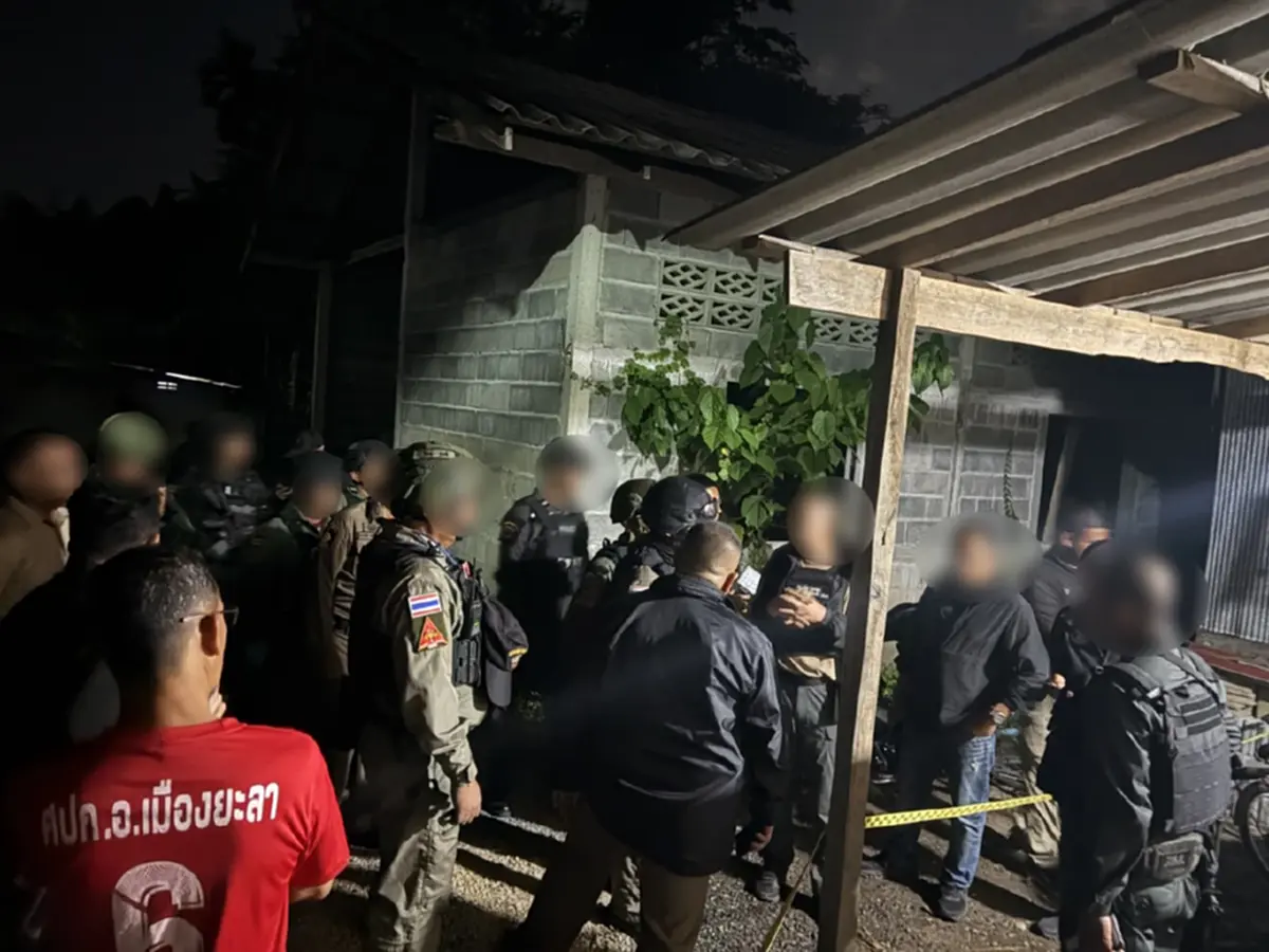 โจรใต้ประกอบระเบิดพลาด บึ้มคาบ้าน ดับ 1 ที่เหลือบาดเจ็บ ยังหลบหนี