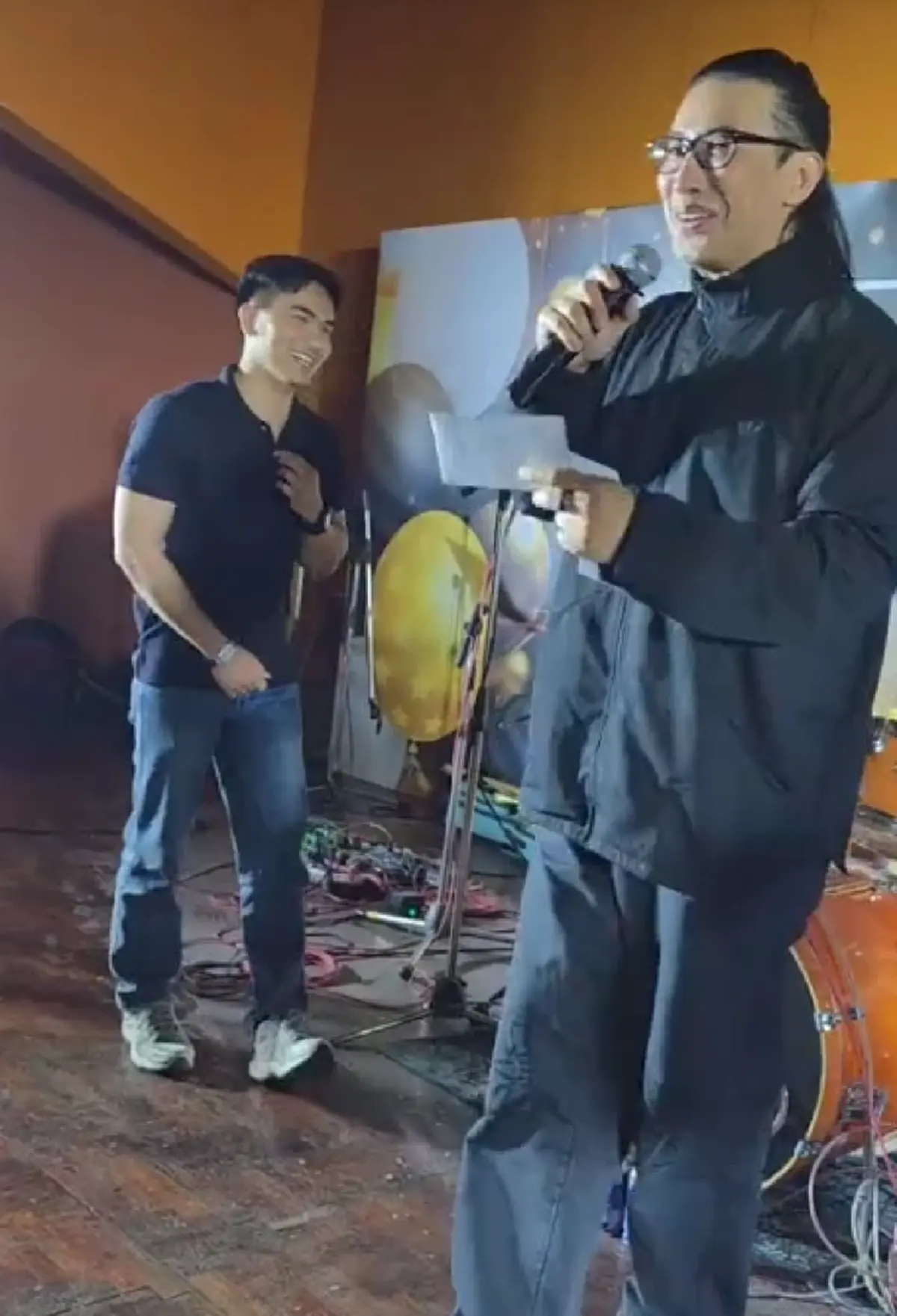 ใจป้ำสุด หนุ่ม กรรชัย ควักเงินสด-สแกนโอน แจกทีมข่าวช่อง 3 รู้ตัวเลขตกใจ