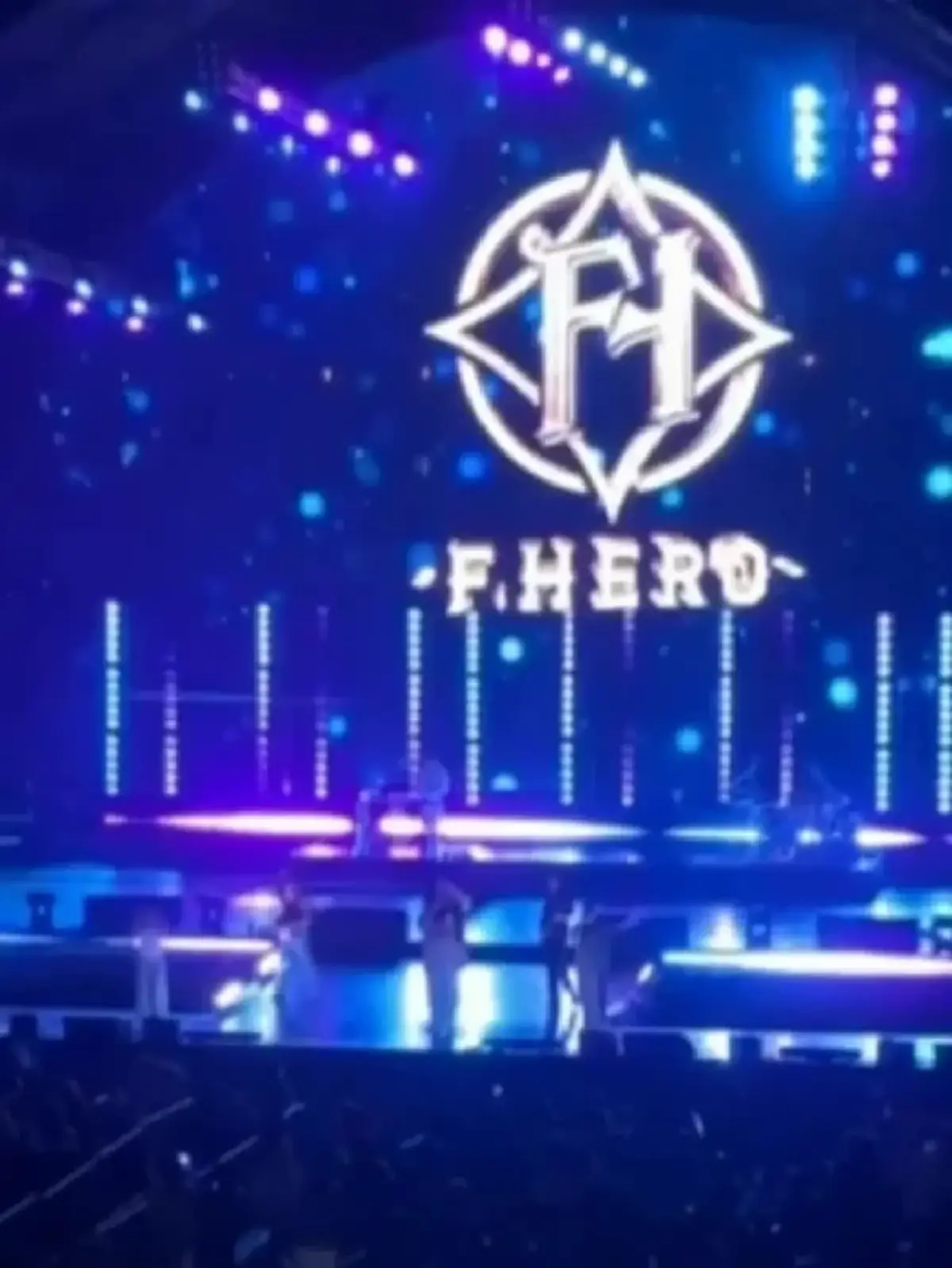 อาการล่าสุด"ตัน อิชิตัน"หลังพลัดตกเวทีคอนเสิร์ตสูง 2 เมตร