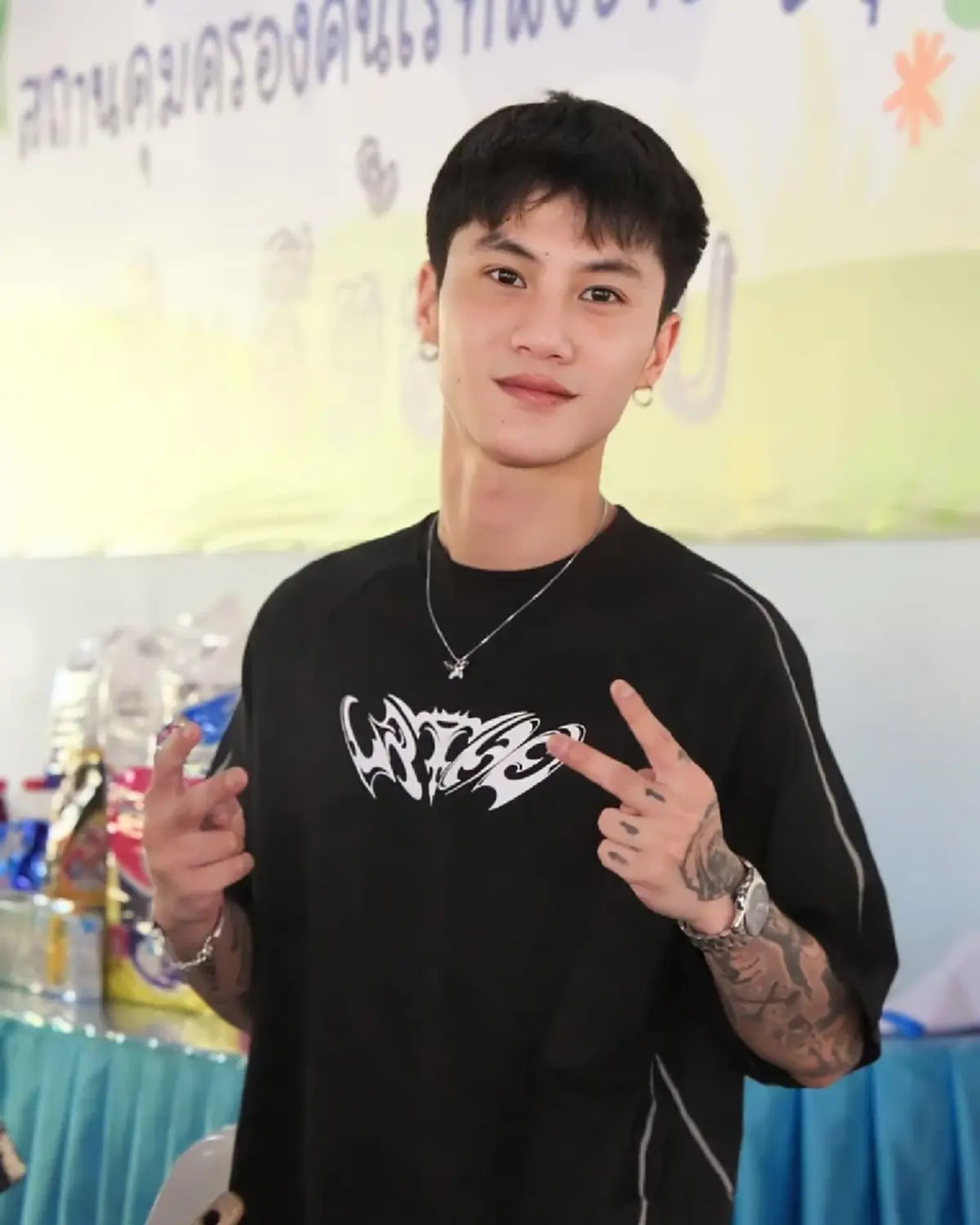 จำได้ไหมเสียงนี้? ผ่านไป 20 ปี  “เจ้าขุนทอง” โตมาหล่อเก่งครบ