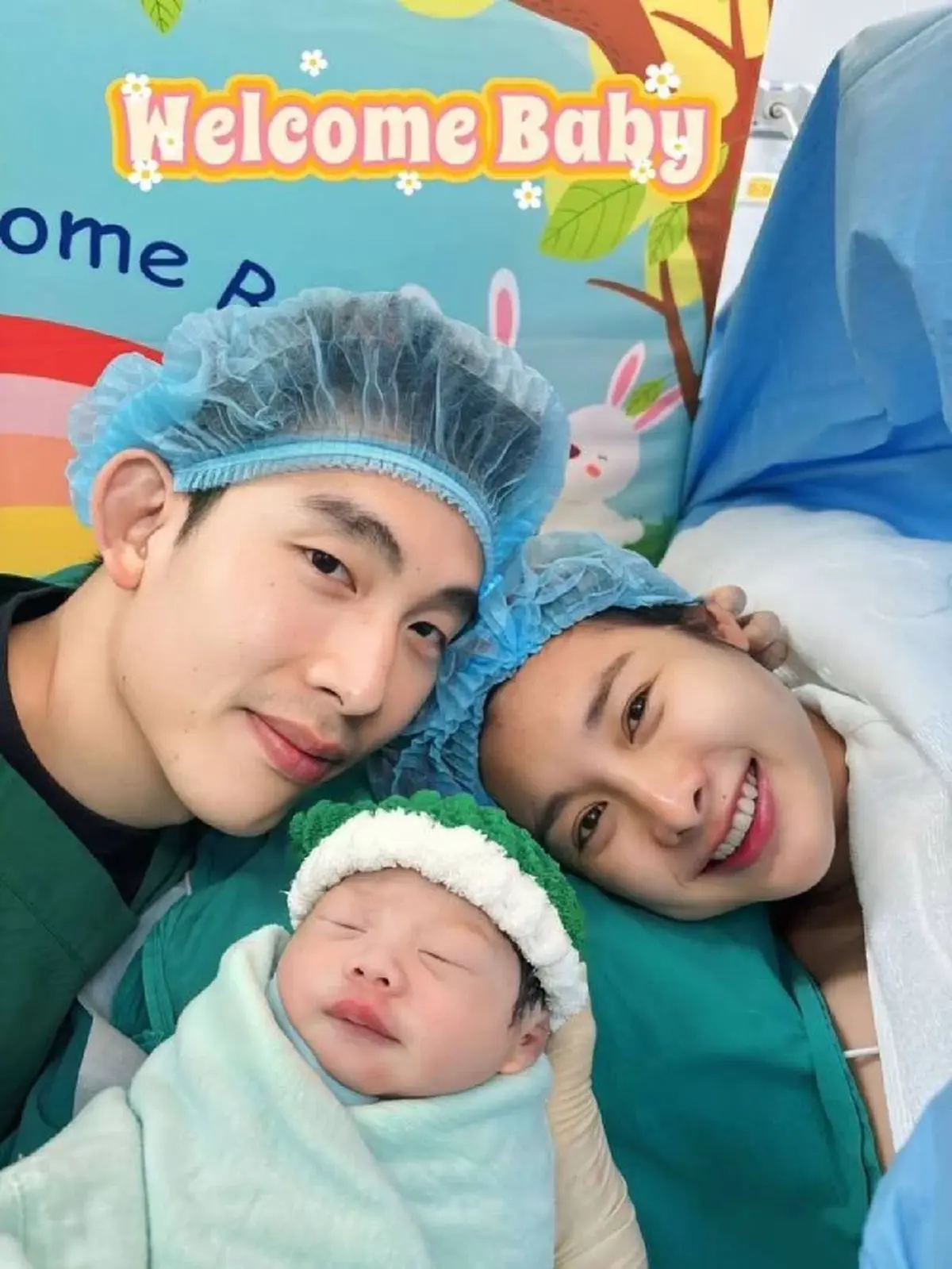 "มด ณปภัช" คลอดลูกสาวคนแรกตั้งชื่อน่ารักมาก สามีดูแลสุดอบอุ่น