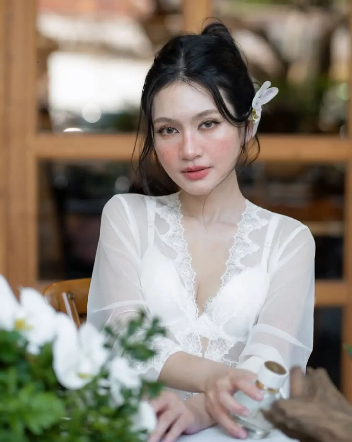 งานเข้าเต็มๆ อูน ไดมอนด์เกรนส์ แจงแล้ว ทัวร์ลงหนักไม่ไปเลือกตั้ง