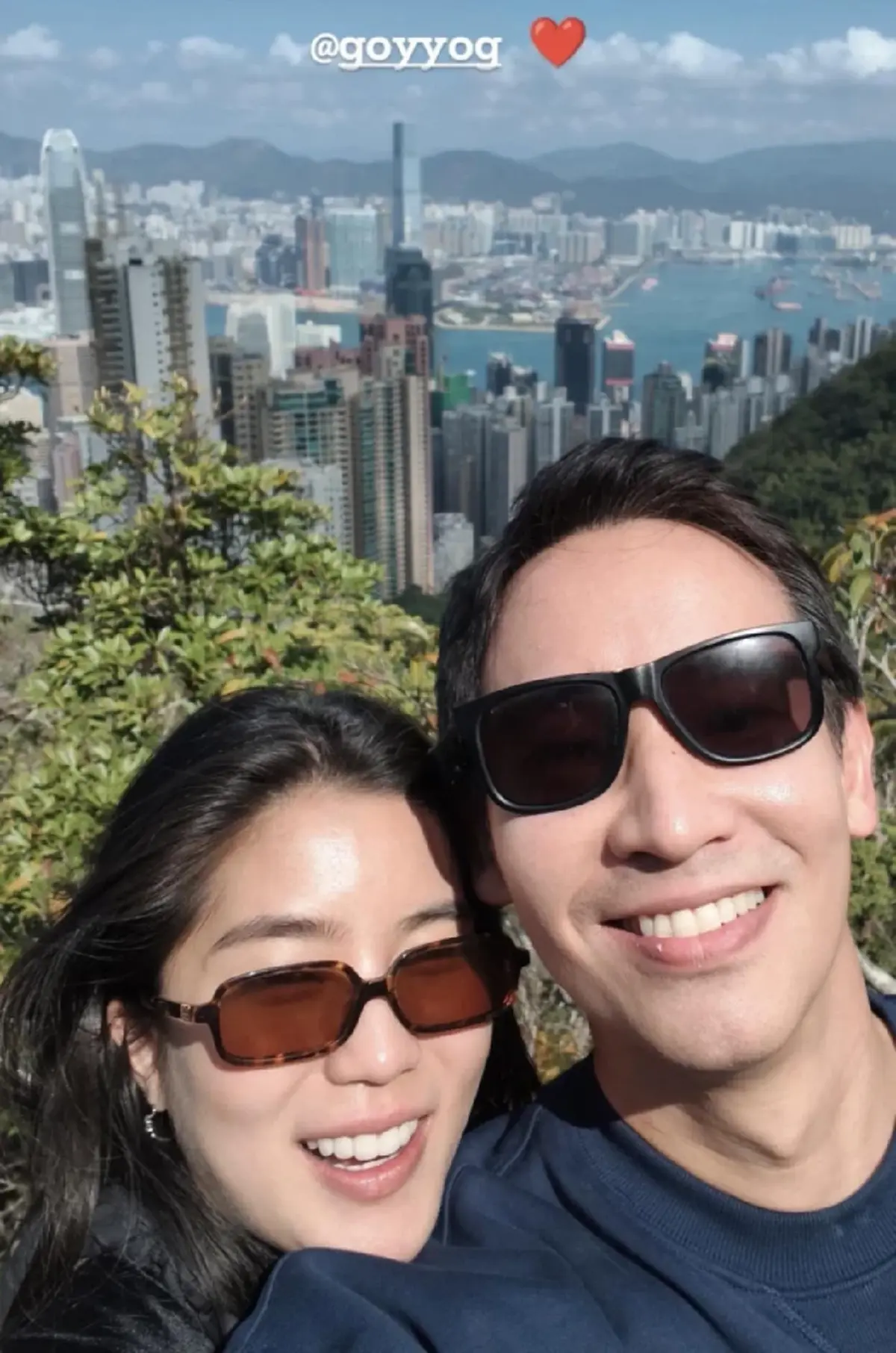 พิธา เสิร์ฟความหวานต่อเนื่อง ล่าสุดลงสตอรี่ IG เเท็กก้อย อรัชพร