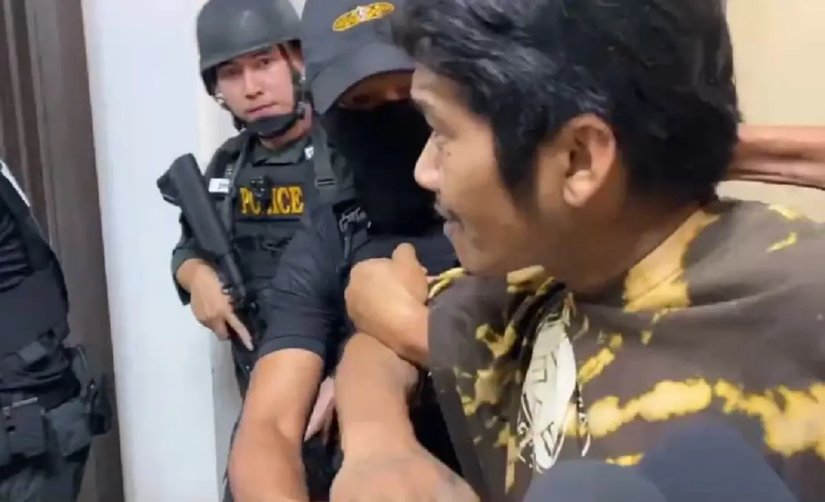 เปิดนาทีคุมตัว นายแอล ชายคลั่งเข้าโรงพัก เปิดคำพูดถึงสังคม