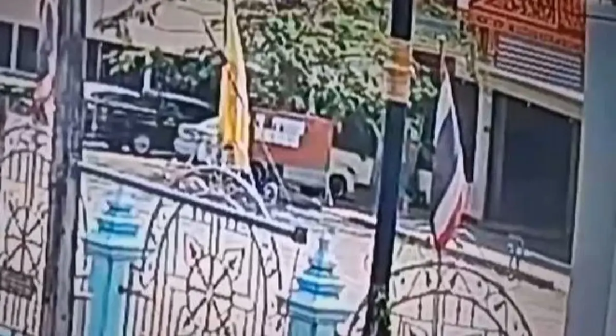 คดีพลิก รู้แล้ว ป้ายแนะนำตัว สส.เพชรบุรี ถูกฉีกขาด ที่แท้ฝีมือใคร