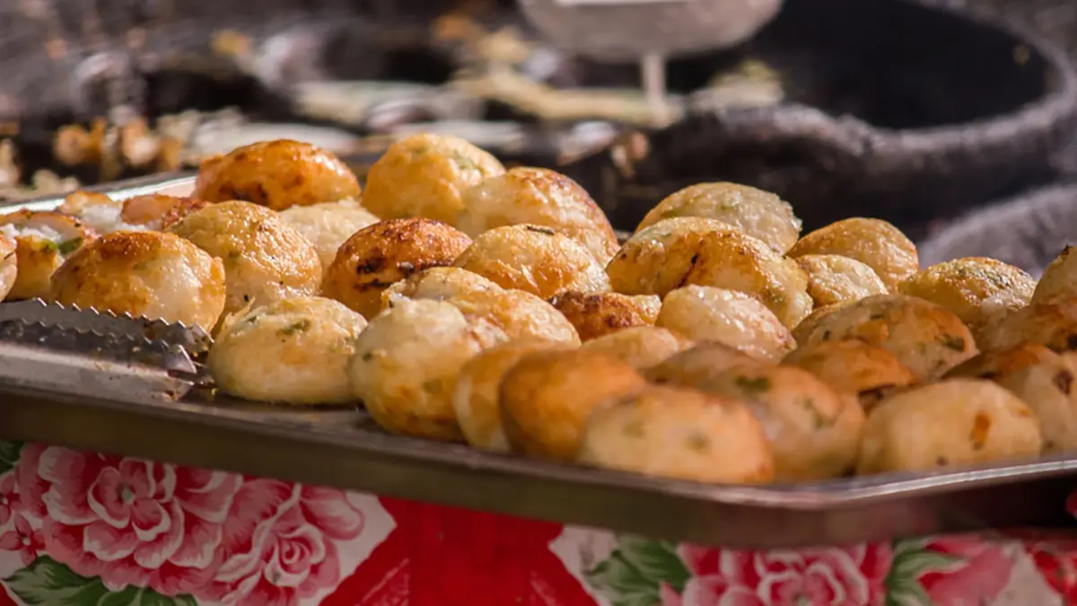 ขนมครกผงาดเบอร์ 1 ของโลก! TasteAtlas ยกให้เป็นสุดยอดขนมไทย