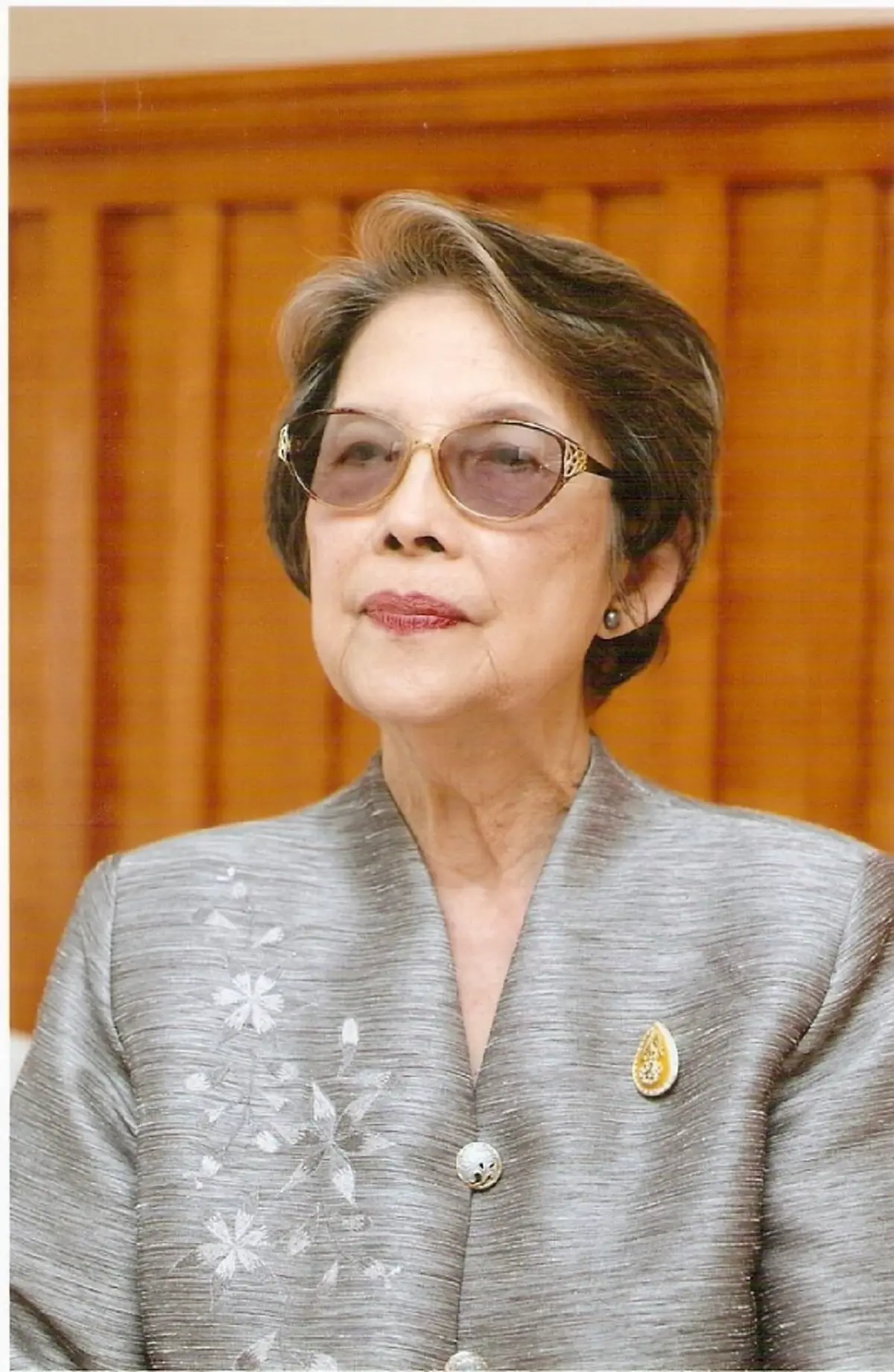 สิ้นนักเขียนนิยายระดับตำนาน ราชินีนวนิยายพาฝัน จากไปในวัย 96 ปี