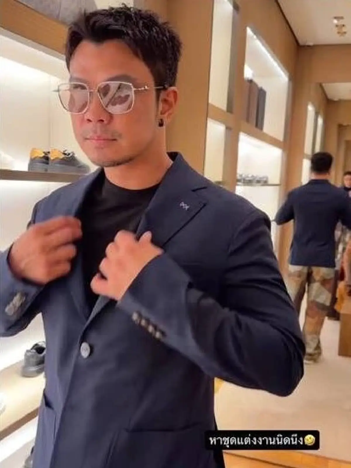 หวานไม่พัก! “หนุ่ม กะลา” ควง “จ๊ะโอ๋ งามพริ้ง” ฟิตติ้งสูท