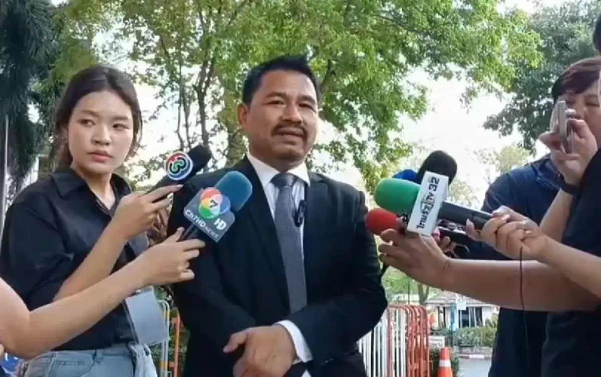 "เวย์-นานา"ได้ประกันตัว วงเงินคนละ 1 ล้าน สั่งห้ามออกนอกประเทศ