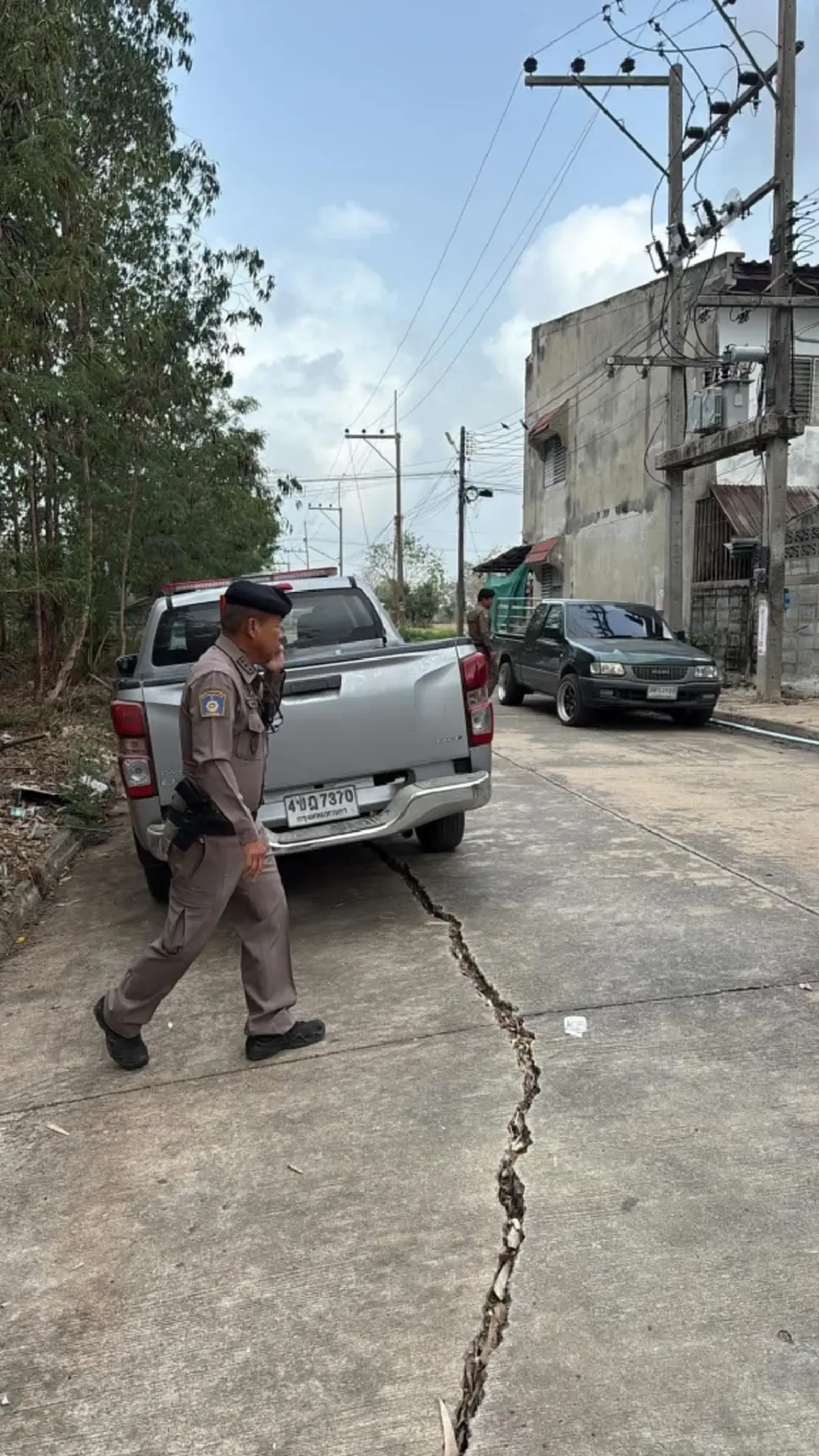 เปิดคำพูด "นายแอล" โทรหาครอบครัวล่าสุด หลังถูกตร.ล่าตัว