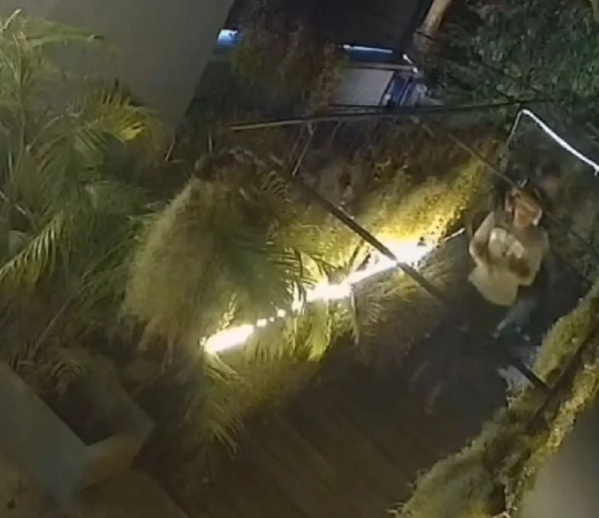 ซู้ดปาก เมียเสือ ดุสิต ตรงๆถึง มิรา สั้นๆแต่รู้เรื่อง